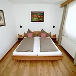 Krabacher Διαμέρισμα Ζέεφελντ